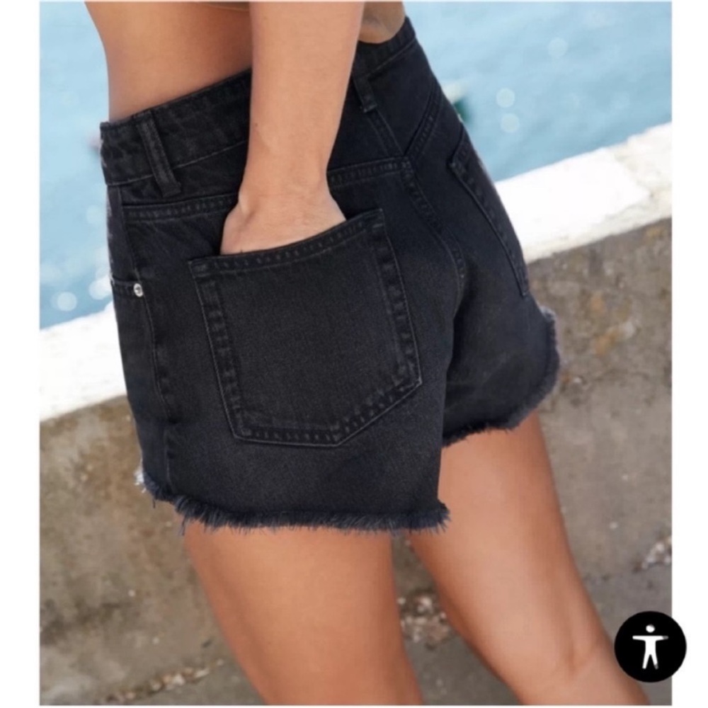 Zara Black Denim Shorts - Picture 2 of 5